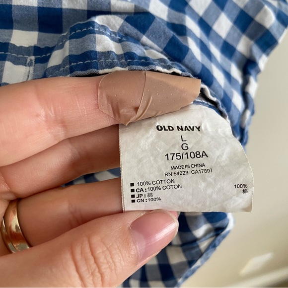 Old Navy Blue and White Checkered Gingham Classic Oxford Button Up Shirt size L - Picture 5 of 6